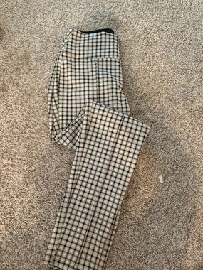 Women’s Plaid Dress Pants - Black & White